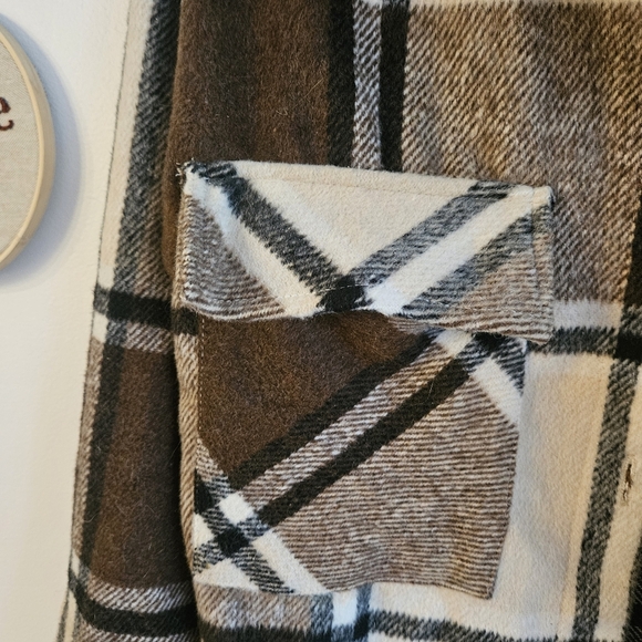 Princess Polly Cozy Plaid Brown And Cream Button Down - Picture 3 of 7